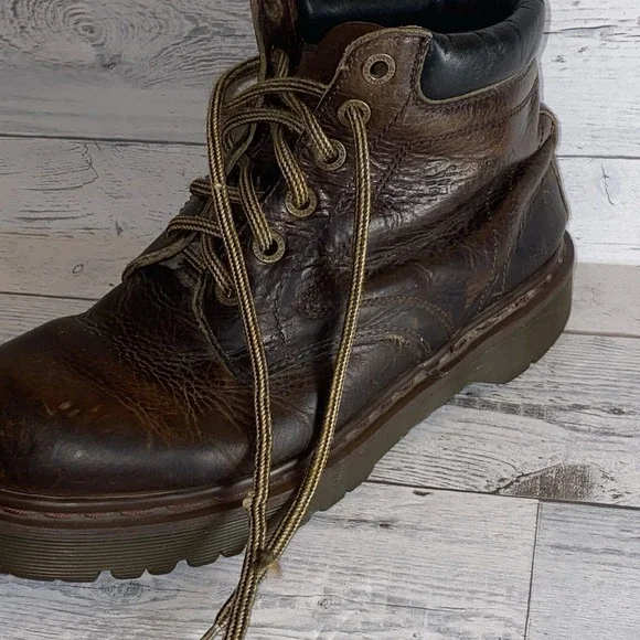 Dr. Martens Boots Mens 8 Brown Leather Distressed 90s Vintage Made England 8284